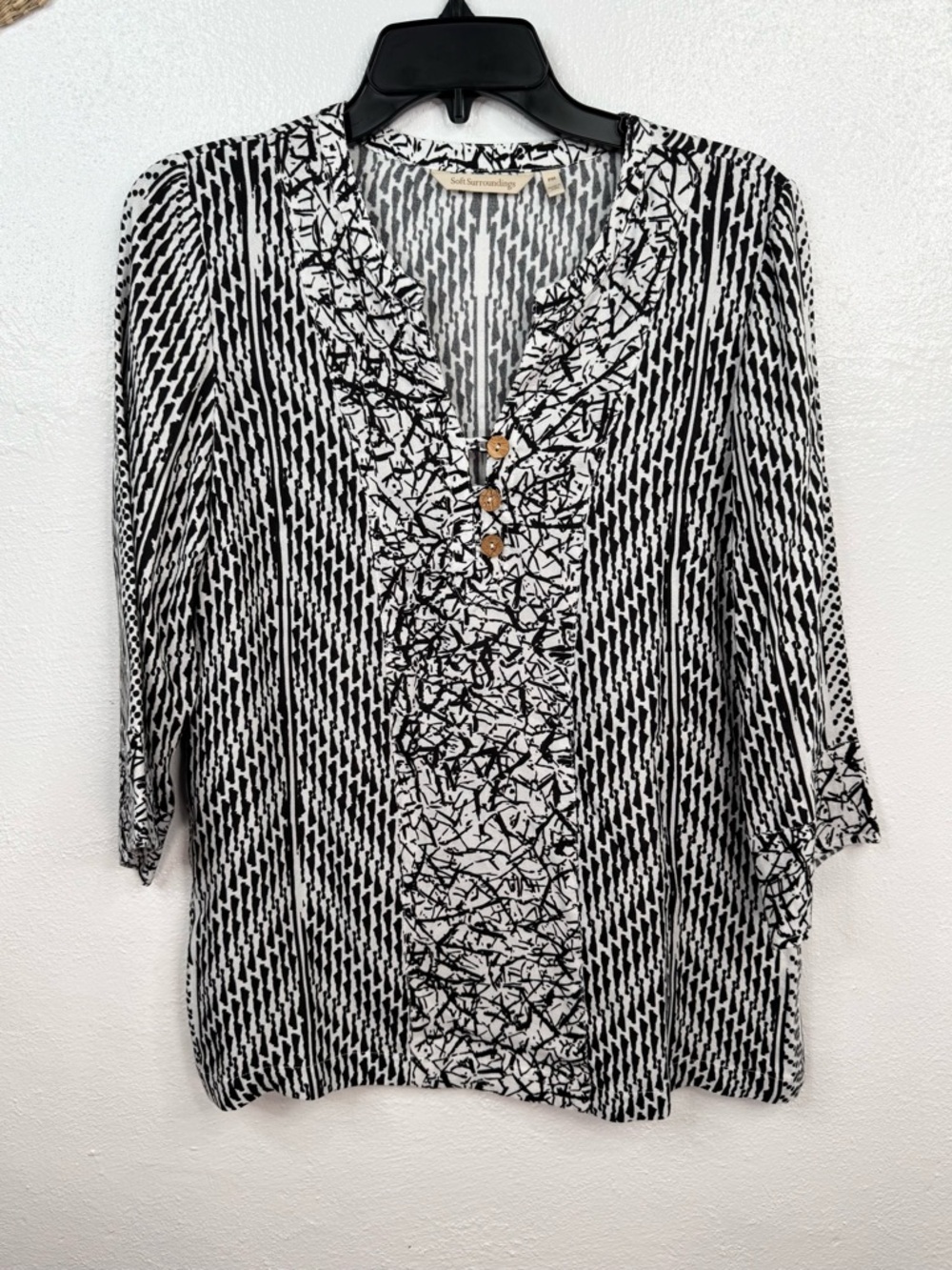 Soft Surroundings Tunic Blouse Womens Petite M Black & White Geometric V Neck